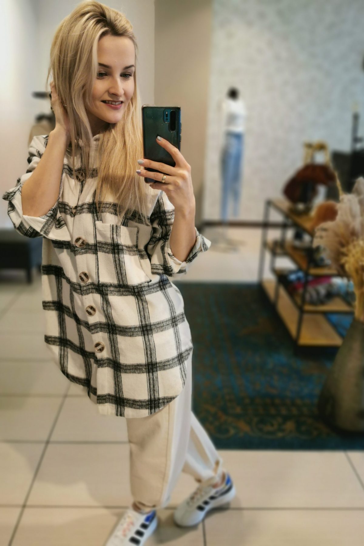 koszula, okrycie wierzchnie, bluzy