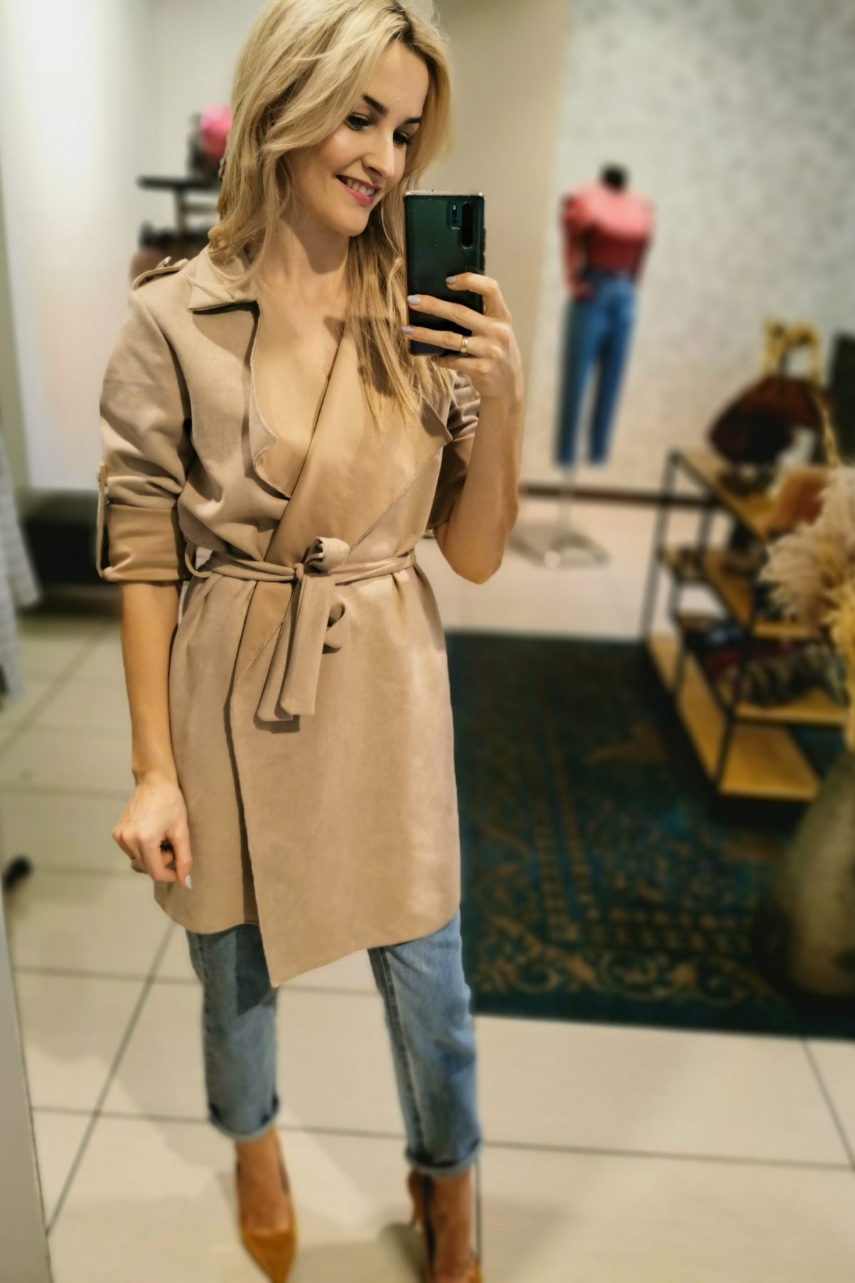 okrycie wierzchnie, okrycia wierzchnie, płaszcz