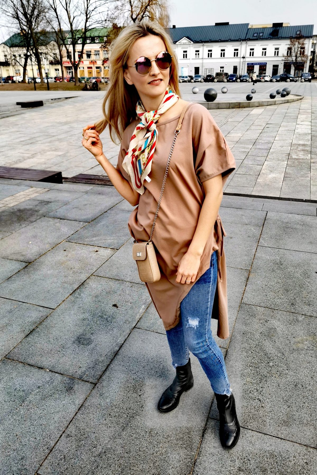 tunika długa, bawełniana tunika, tunika z językiem, długi t-shirt, wiązana tunika, tunika wiązana na sznurek